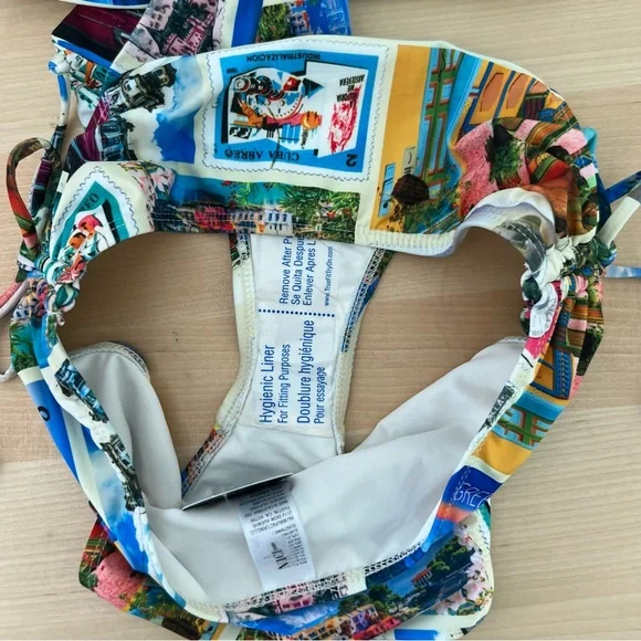 NWT VICI  Postcards Vacation Swim Set - Picture 8 of 8